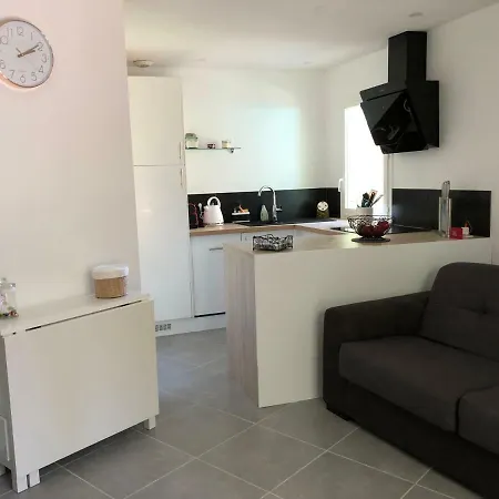 דירה Mazet « Domaine De La Pinede » *