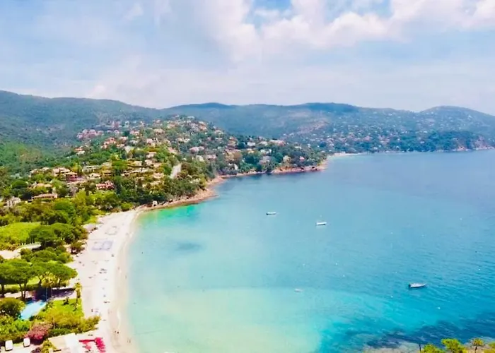 Mazet « Domaine De La Pinede » Le Lavandou